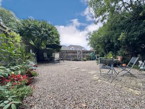 Photo 4- click for photo gallery